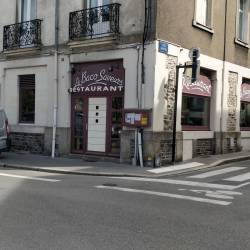 Faade restaurant  Nantes avant travaux